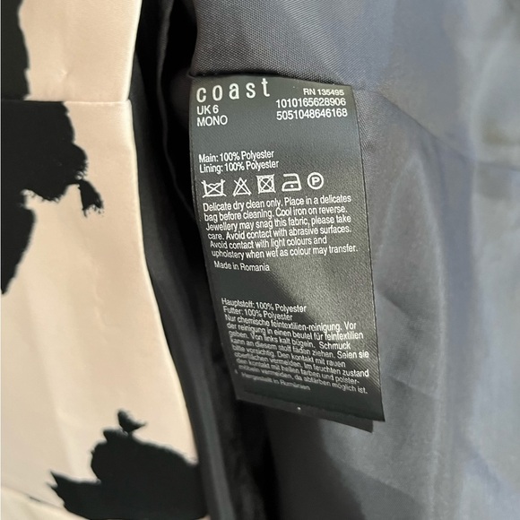 Coast Women's Elegant Dress - Picture 6 of 6